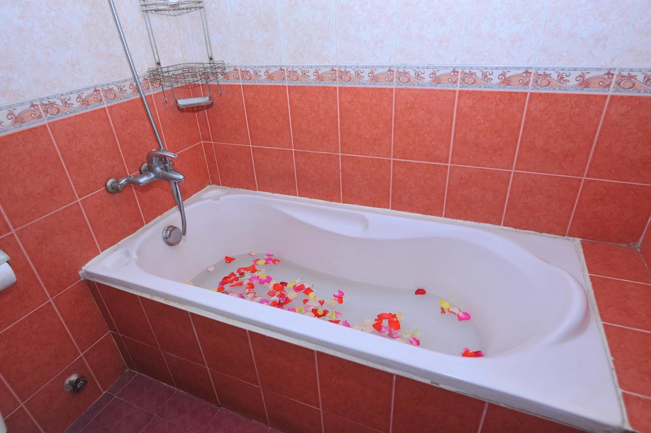 Ngan Pho Hotel Nha Trang Exteriör bild
