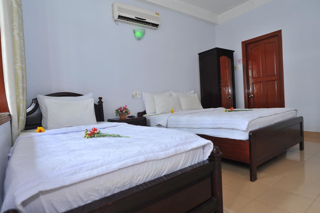 Ngan Pho Hotel Nha Trang Exteriör bild