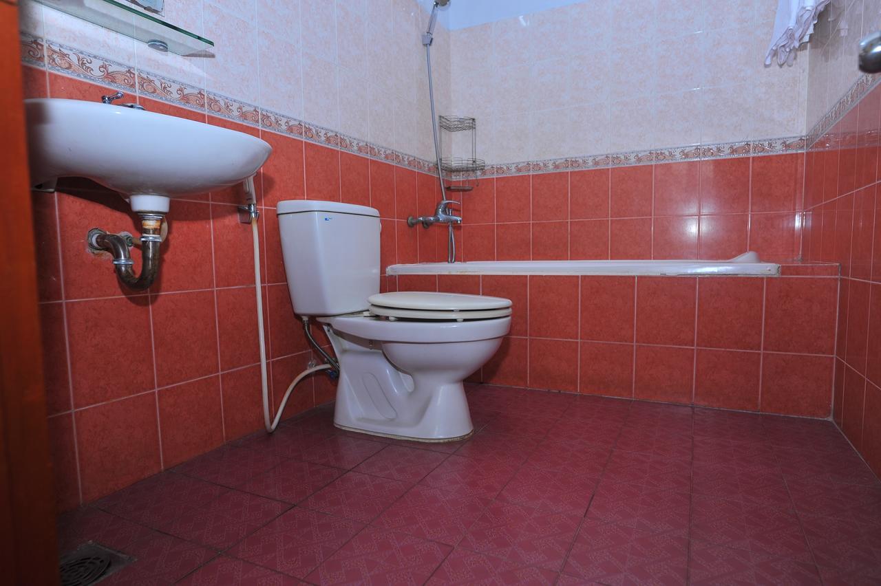 Ngan Pho Hotel Nha Trang Exteriör bild